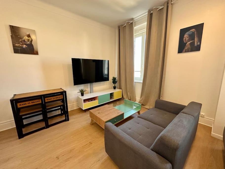 Britich 3D: Suite spa privé, clim, thermal/Artem - 3