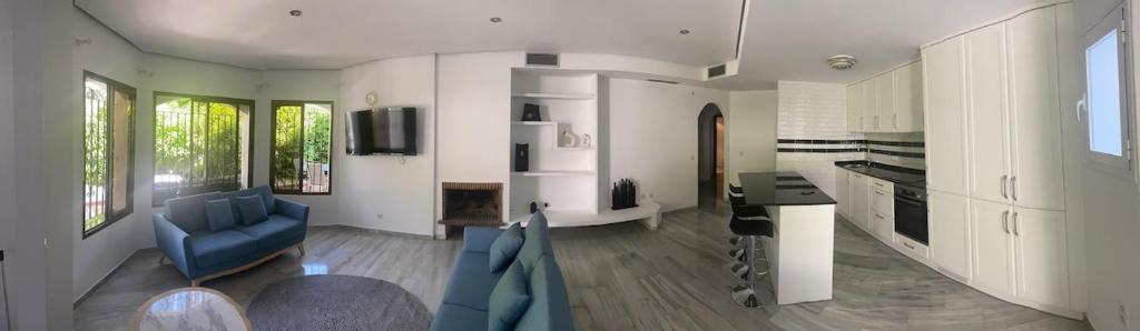 Beach (3mins walk) Apartment. Newly Renovated. - 2