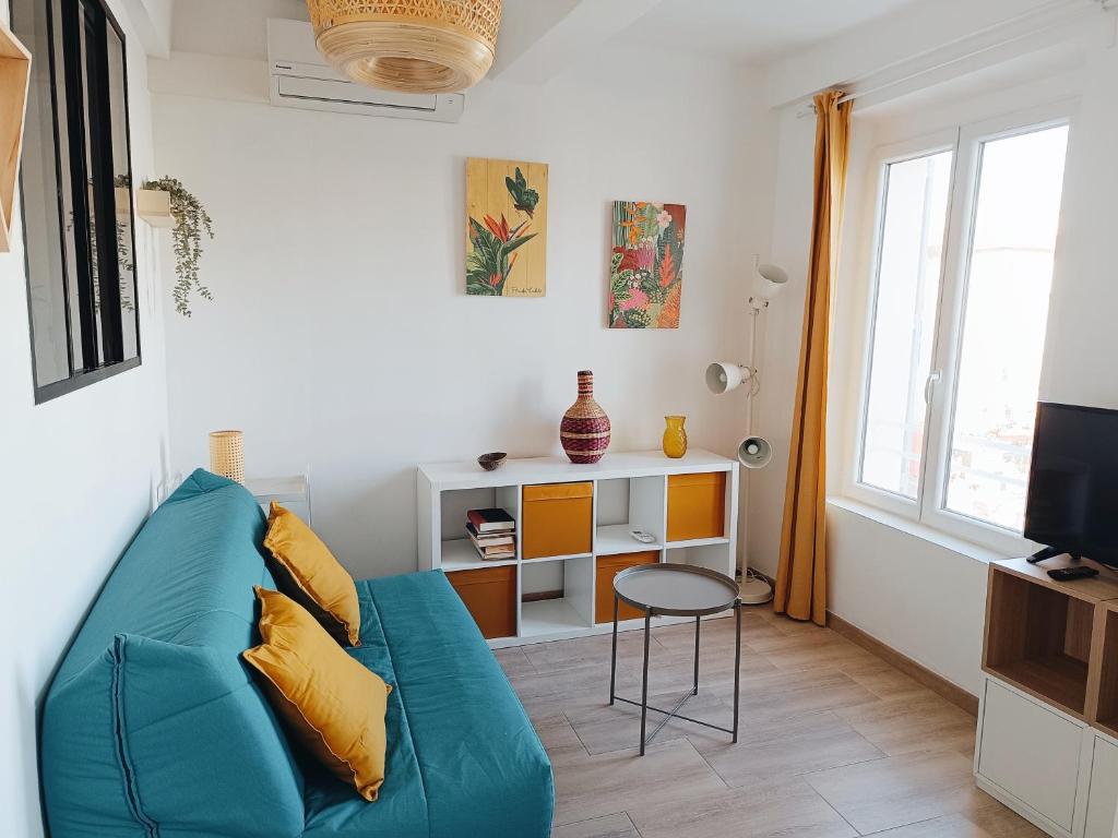 Deux pièces climatisé avec splendide vue cœur du vieil Antibes - 2