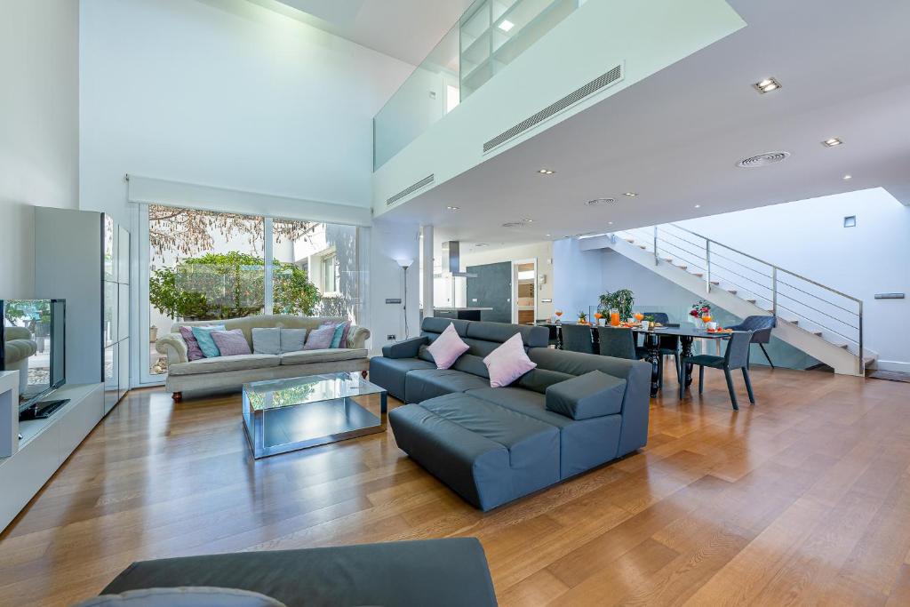 797 HOLIDAY RENTALS - Hermosa villa en playamar - 2