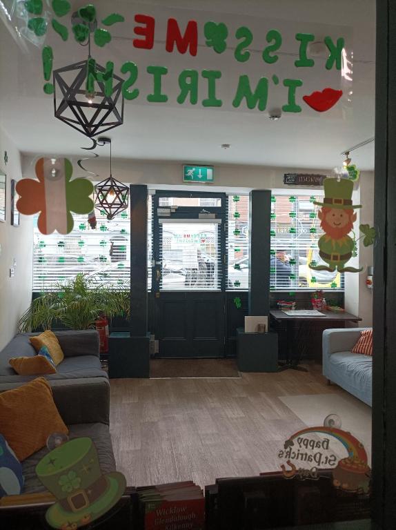 톰 딕 앤 해리엇 카페 앤 룸 외관 또는 객실 이미지