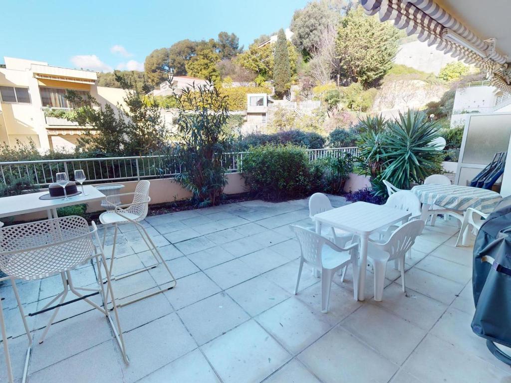 Grand 3P climatisé avec terrasse dans résidence calme avec piscine - FR-1-196-350 - 3