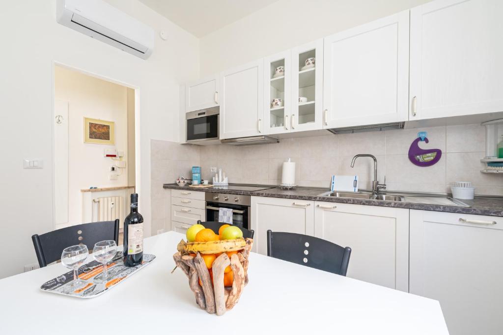 GuestHost - Oltretorrente Ospedale Apartment - 4