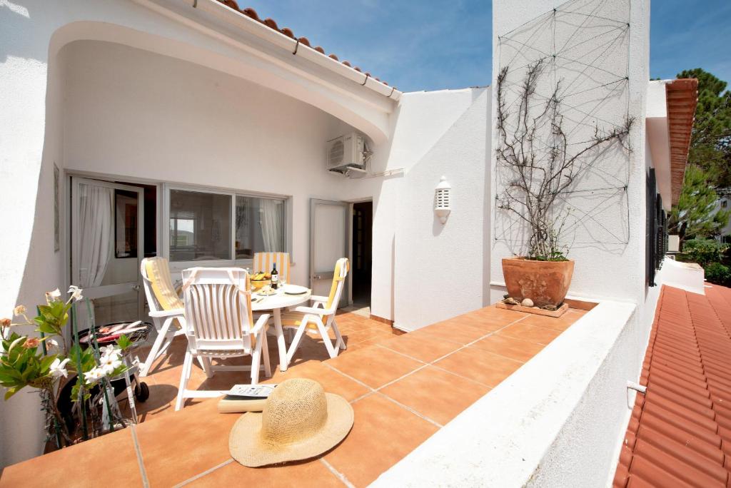 Mng Elliott90c, Vale do Lobo