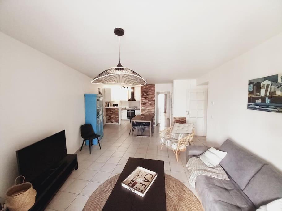 Arcachon Hyper Centre - spacieux appartement 2 chambres parking et terrasse - 3