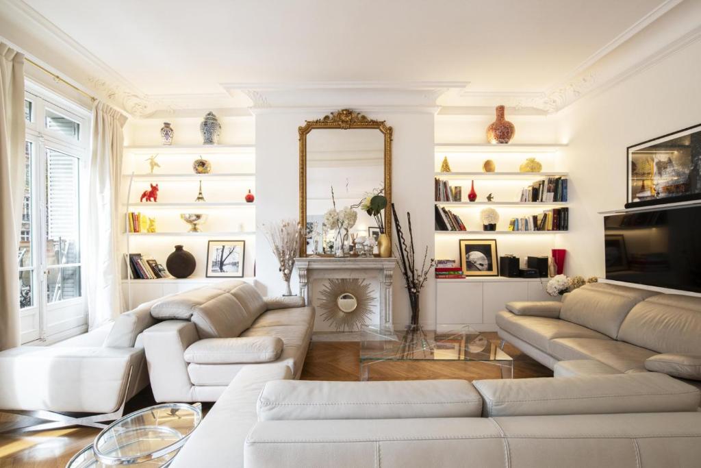 180m² Luxury Apartment • A/C • Balcony • Saint-Germain - 2