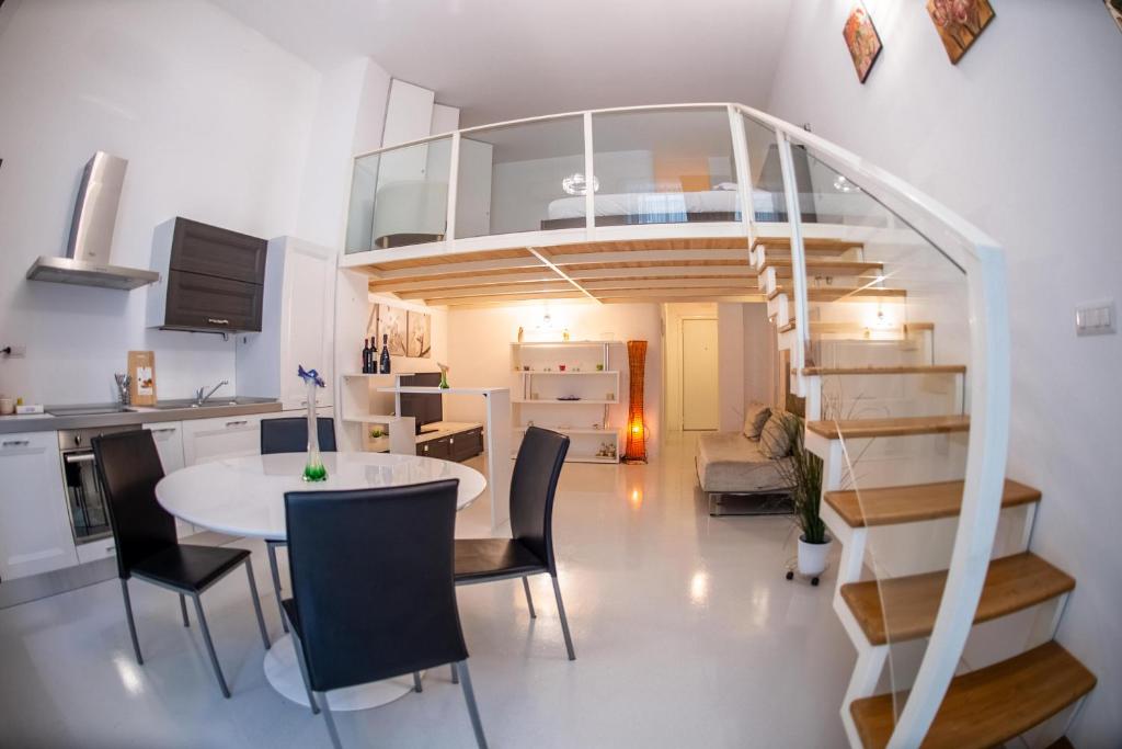 ANGEL WHITE LOFT SALERNO - 2