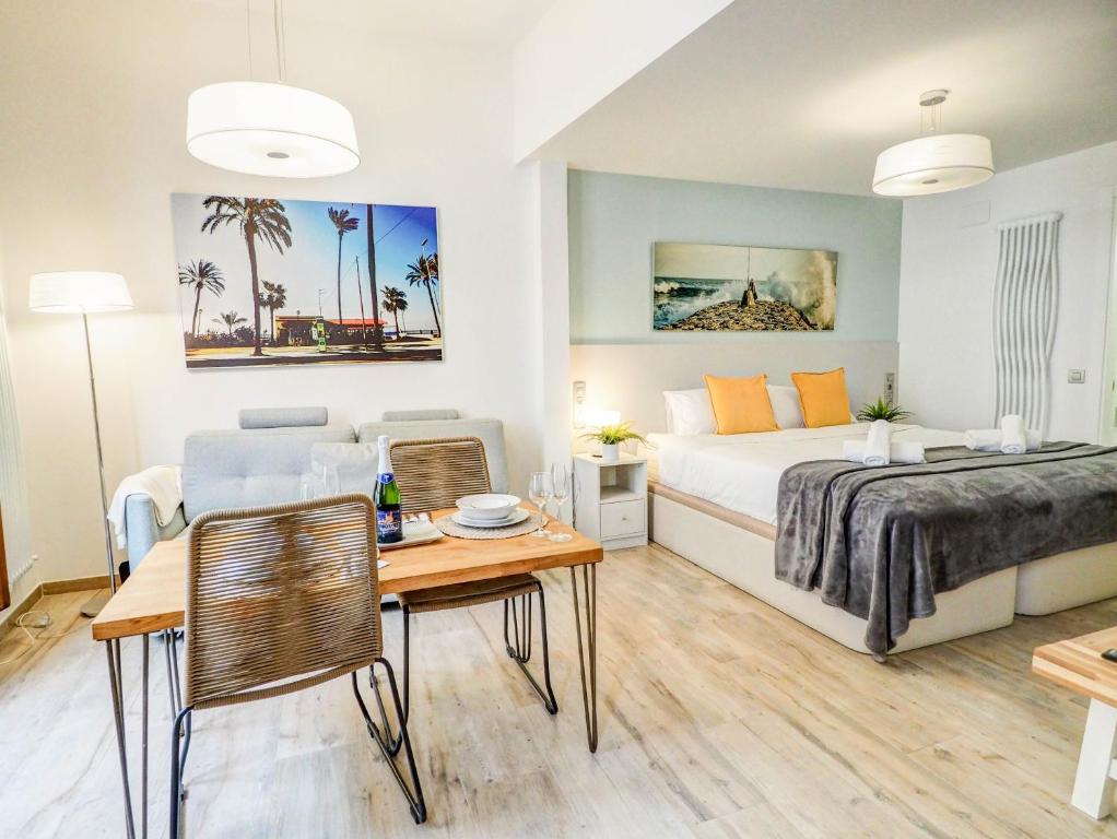 The Green Oasis by Hello Homes Sitges - 1