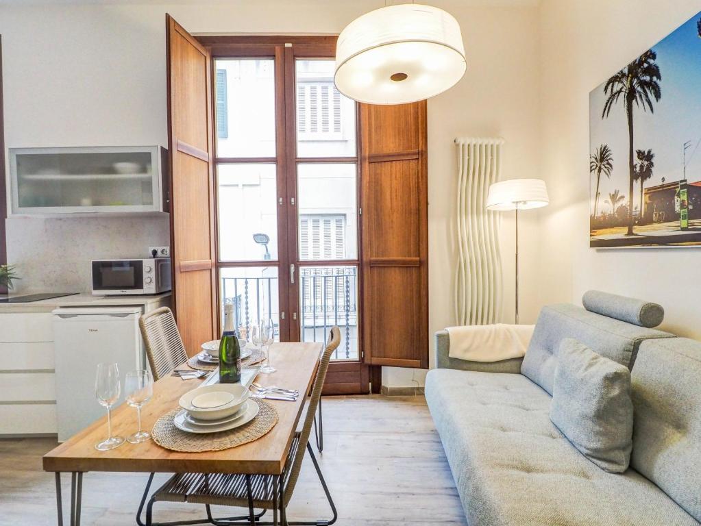 The Green Oasis by Hello Homes Sitges - 2