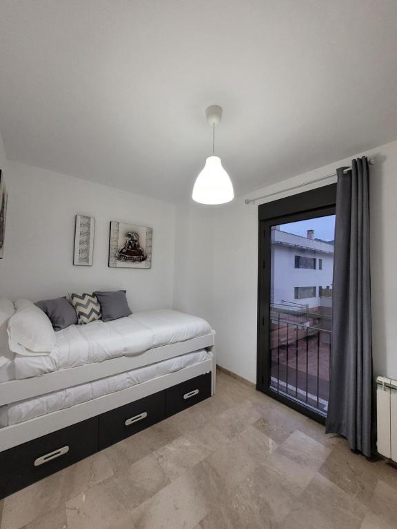 LIVING CAZORLA l - 5