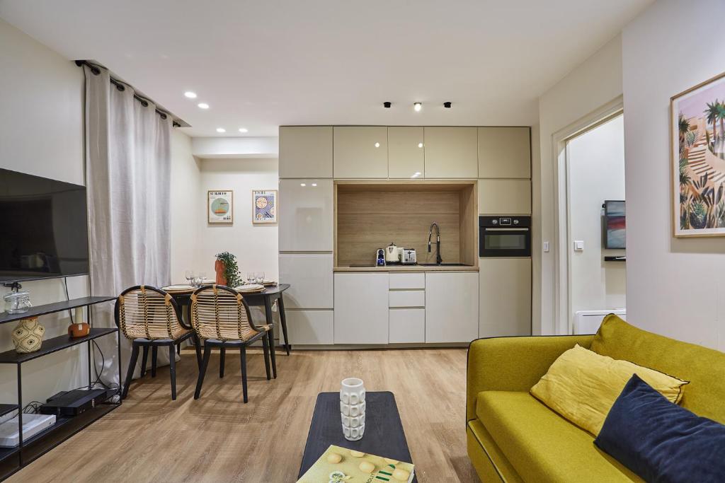 Apartment Sacré coeur by Studio prestige - 2