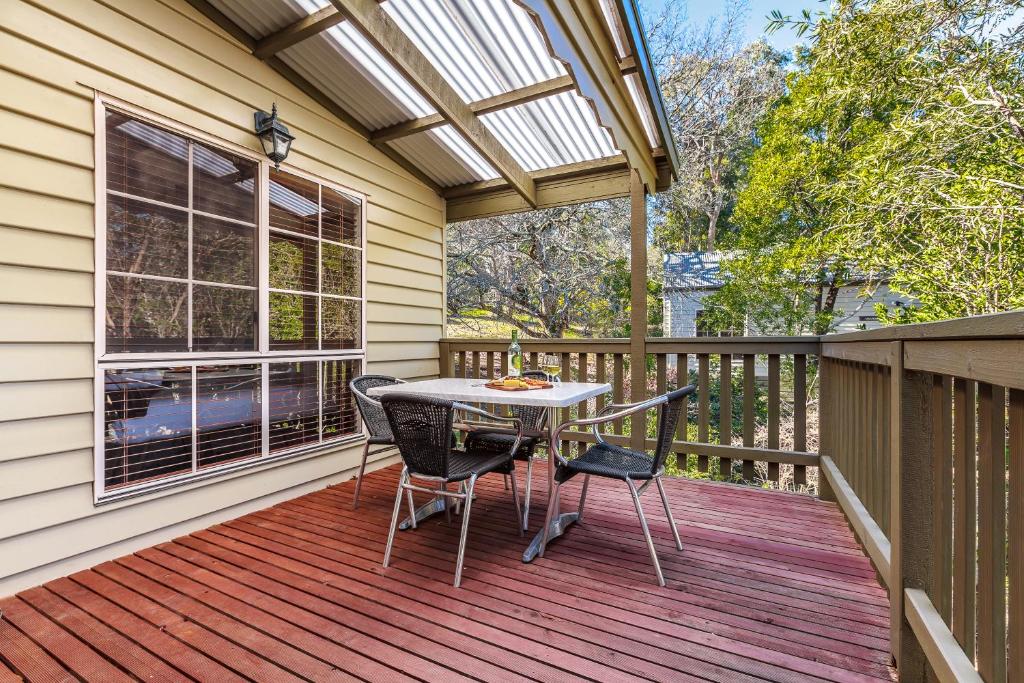The Cottages at Hepburn Springs photo