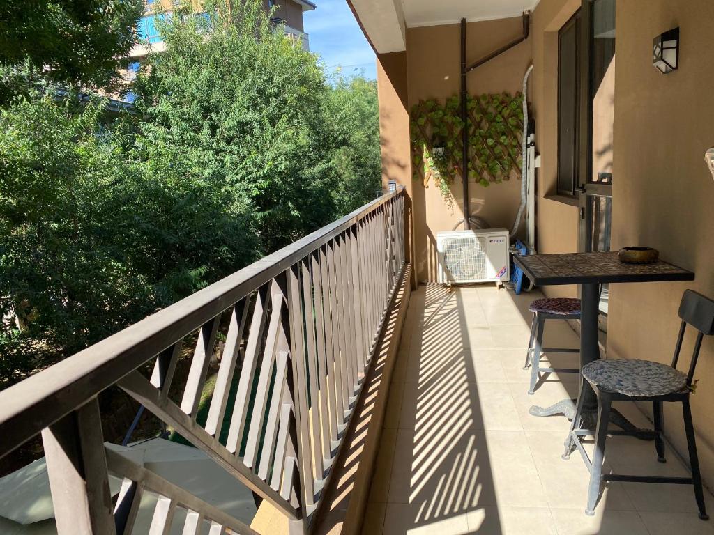 Balcony/terrace, 古北水镇瑶筑小舍Gubei Shui Town Yaozhu Little Guest House in Beijing