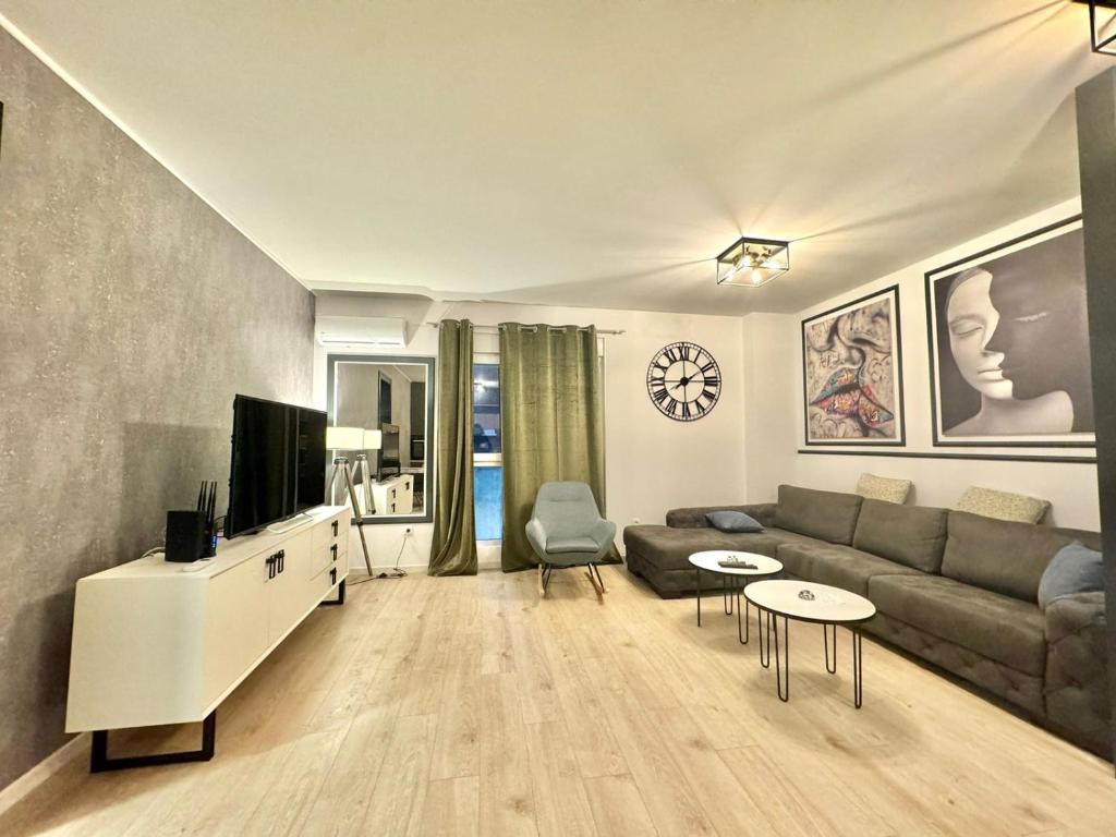 Modern One bedroom Apartment Budva - 2