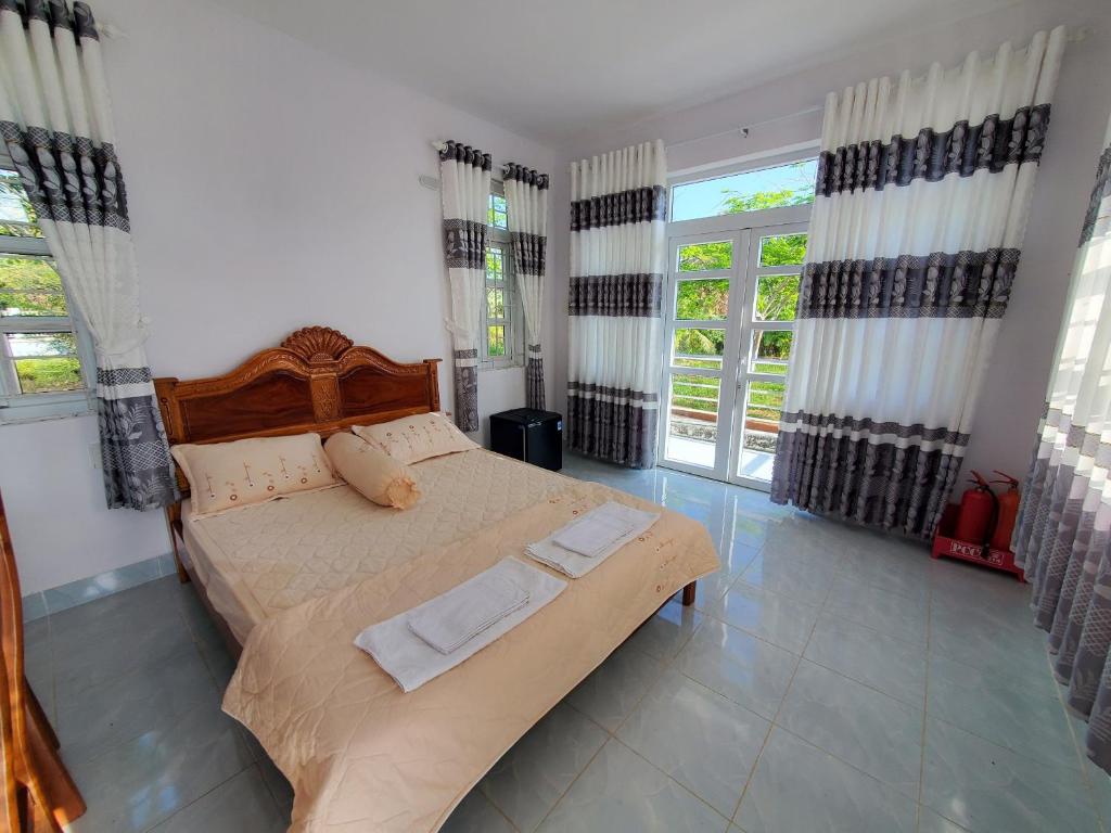 1. Vườn Quố..