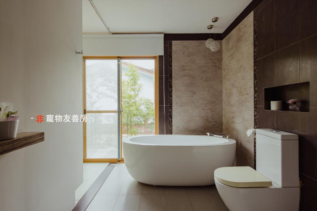 湖畔莊園 道 Villa