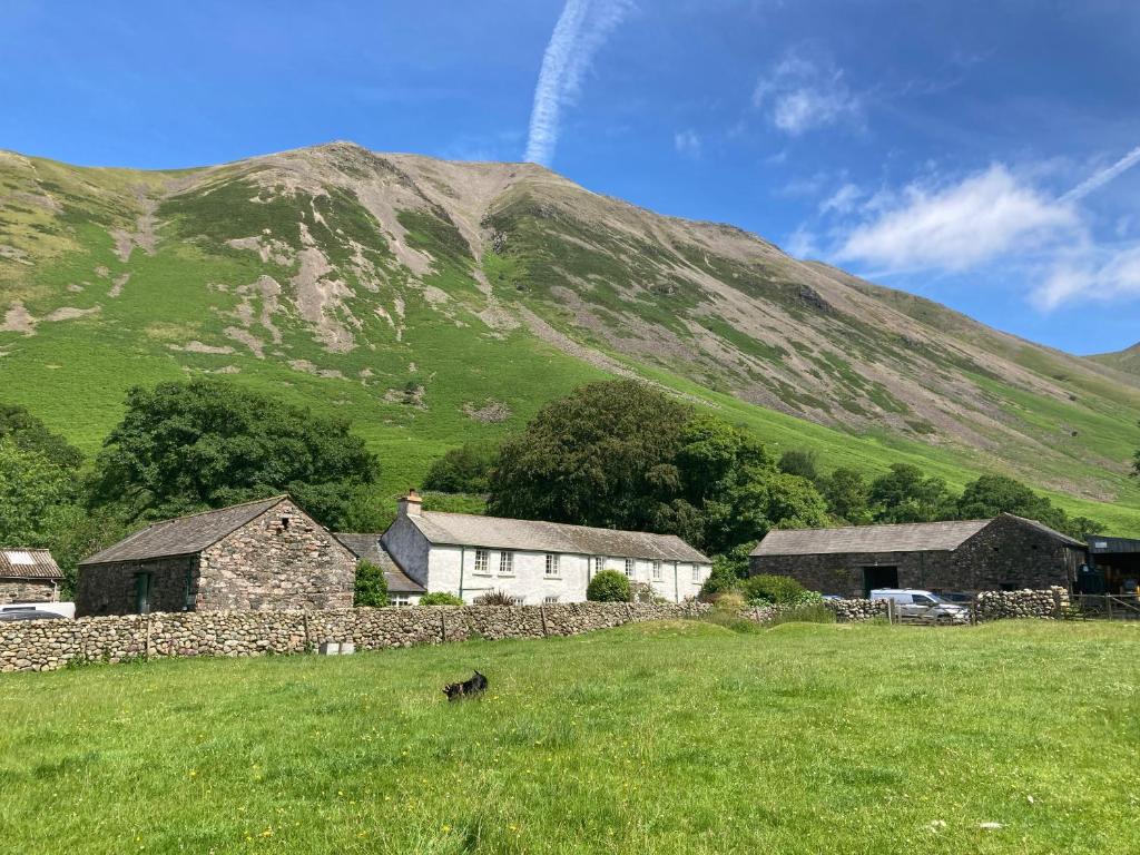 Burnthwaite Farm B&B, Wasdale Head, Wasdale Head - pet-friendly stay