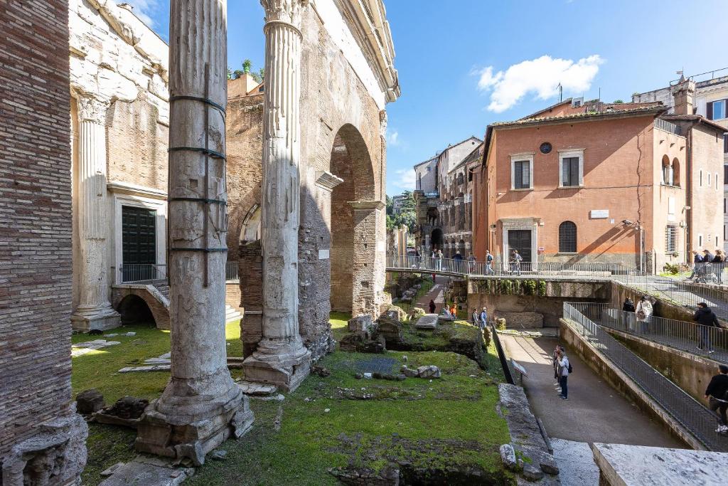 Amazing Elegant Jewish Ghetto - 2