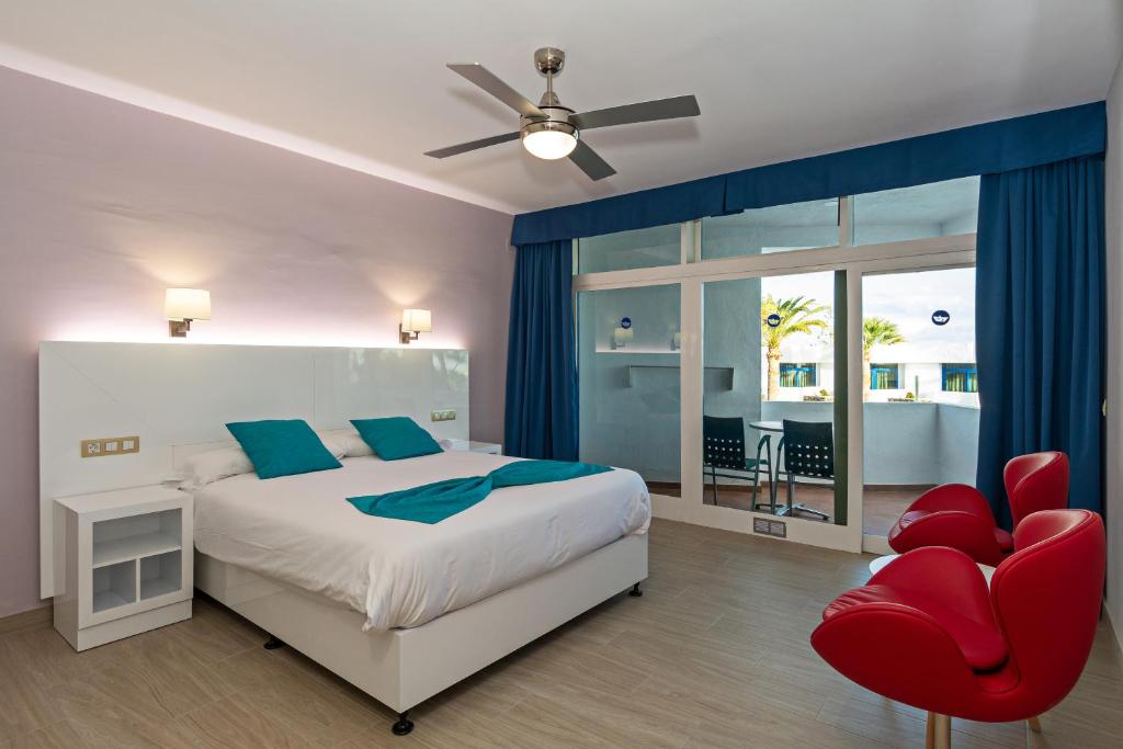 Apartamentos Panorama Adults Only — Hotel rooms in Puerto del Carmen, Canary Islands