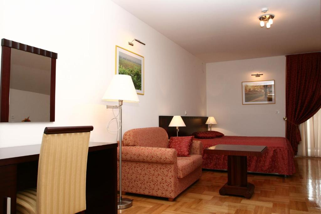 Apartmani Marbis 전경