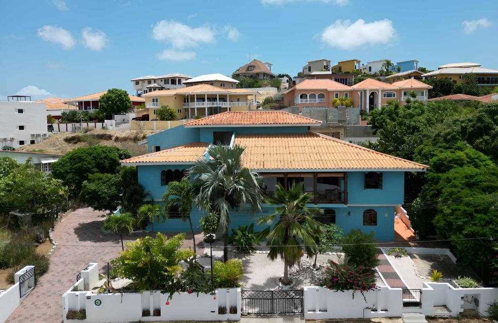 Casa Leonore II, Willemstad