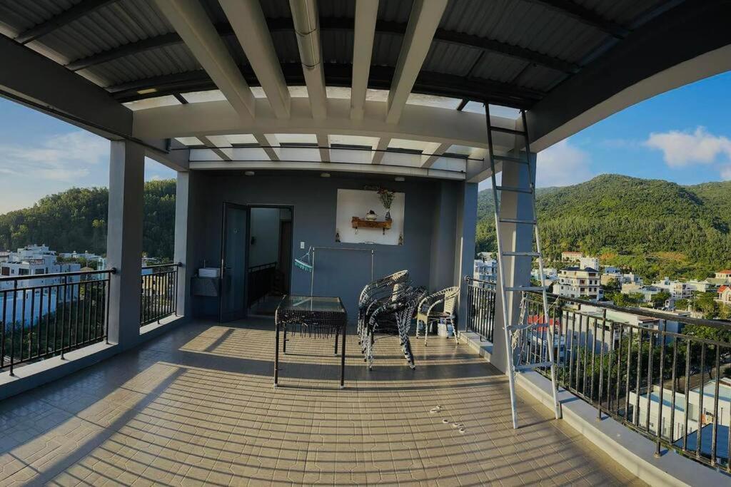 Ami Mountain Sea DaNang Cozy – Mountain iron View