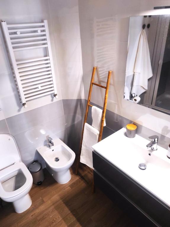 Michelangelo Airport Suite Room - 2