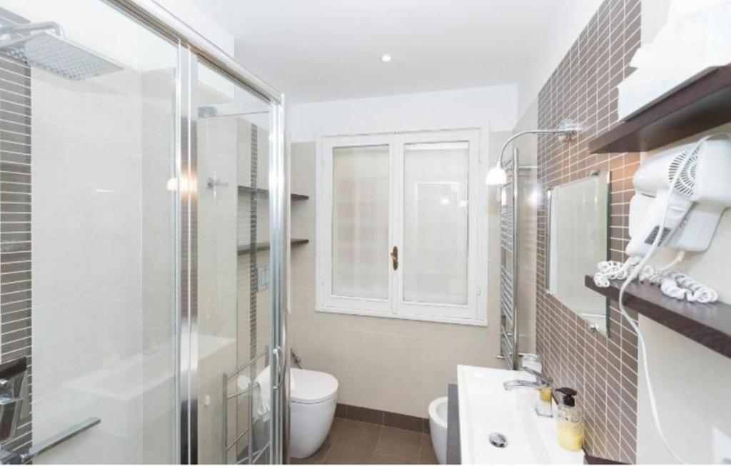 Nice Apartment with Balcon - 5
