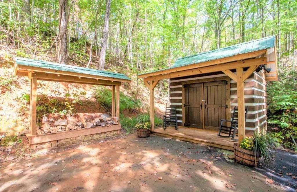 Blessed Beyond Measure, Gatlinburg