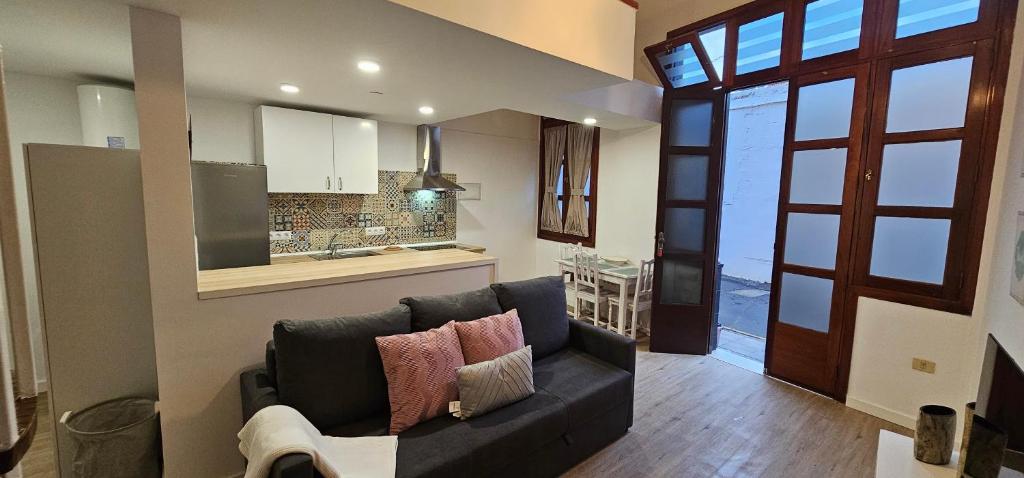 APARTMENT IN THE CENTER OF THE OLD TOWN. - 4