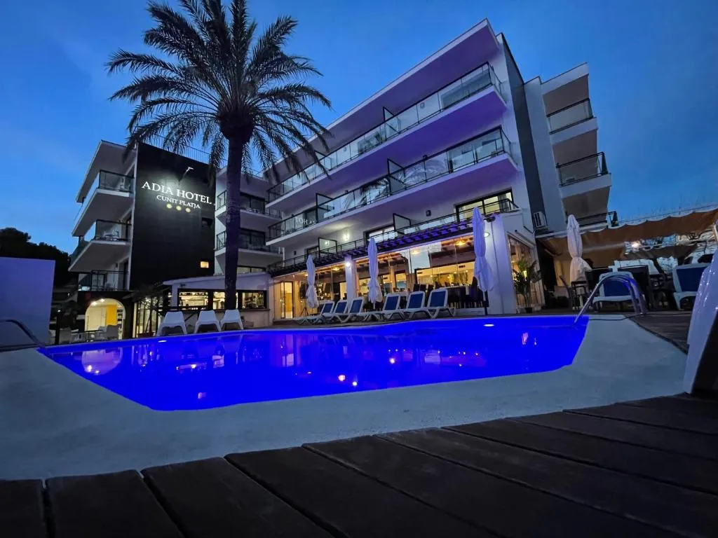 Adia Hotel Cunit Playa, hotel in Cunit
