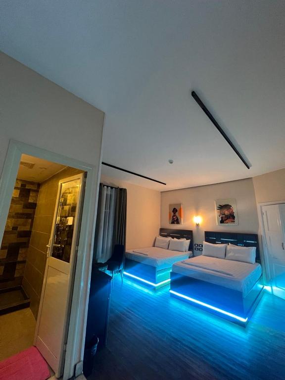 Space Hostel