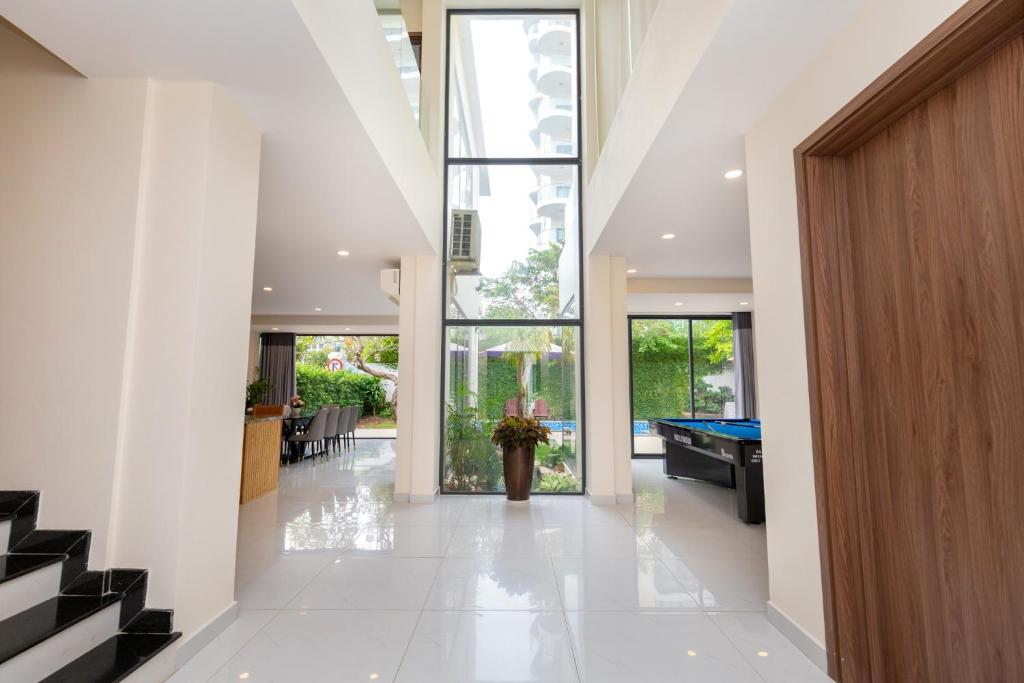 Palm Villa 36 (Luxury Villa inside Resort near The Sea)