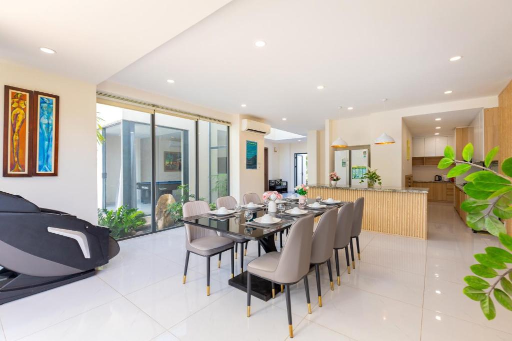 Luxury Villa inside Resort near The Sea