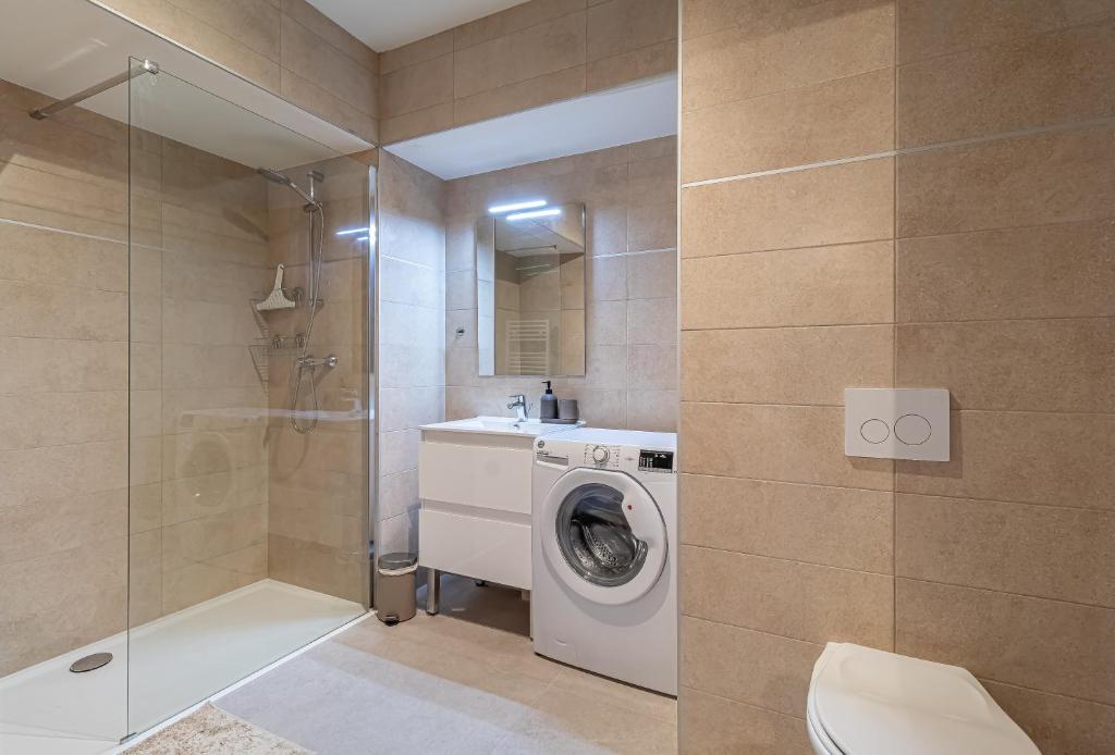 Superb new 2-room apartment -parking border Monaco - 3