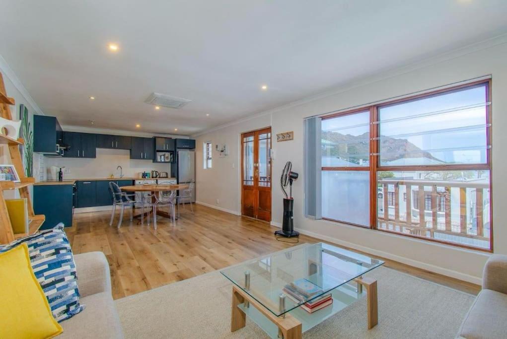 Beachfront Bliss at Malgas Views, Gordonʼs Bay