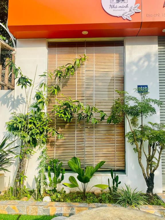 Nhà Mình Homestay Hạ Long