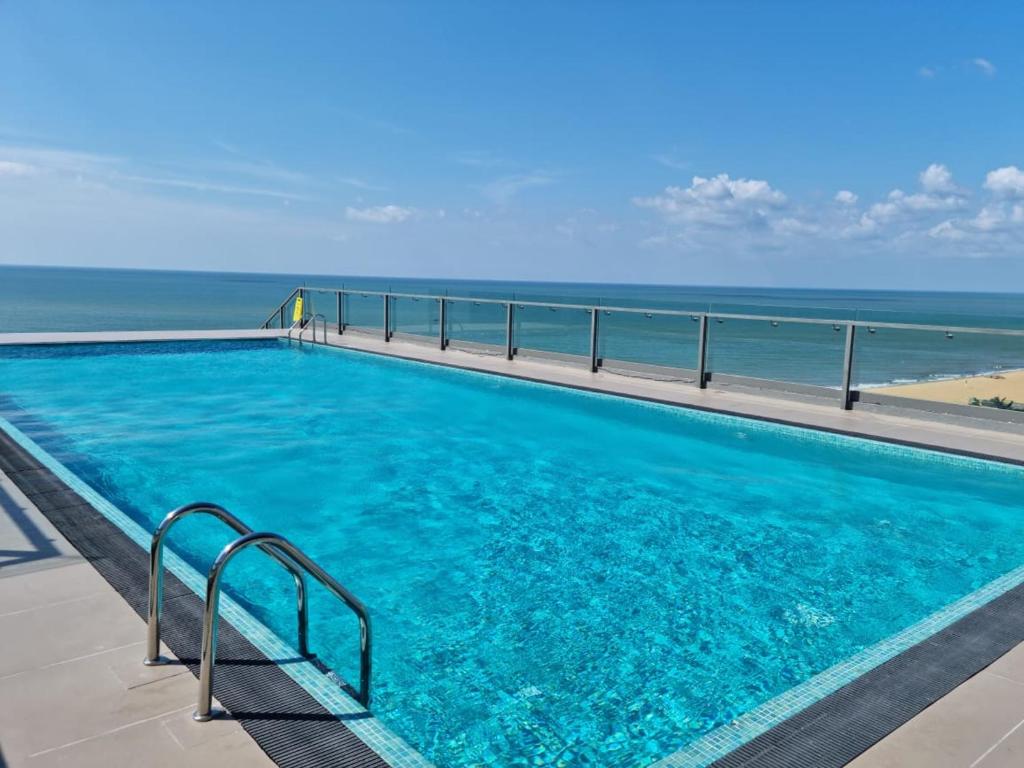 Sea view - Luxury Apartments by Tyronne, Negombo