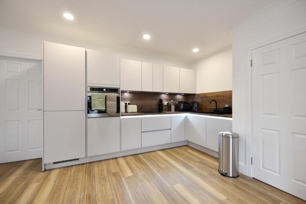 Troon Portland Apt A, Troon