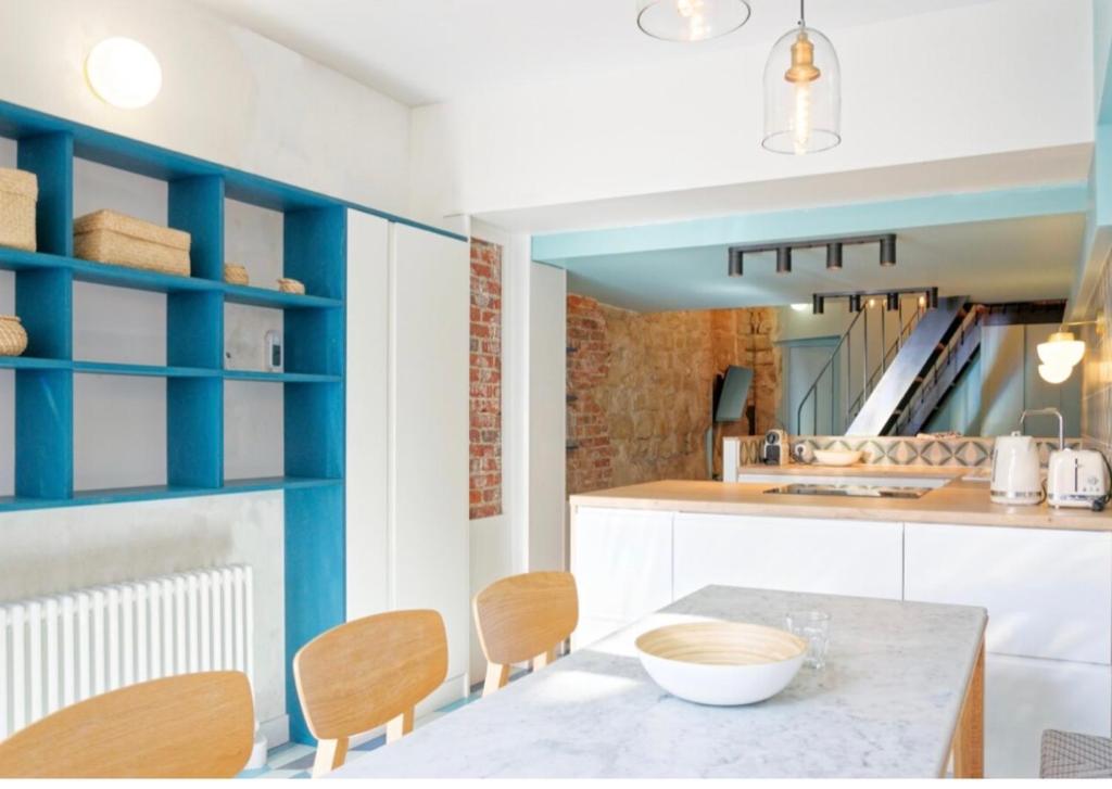 Appartement Atypique Au Pied Du Sacré Cœur - 2