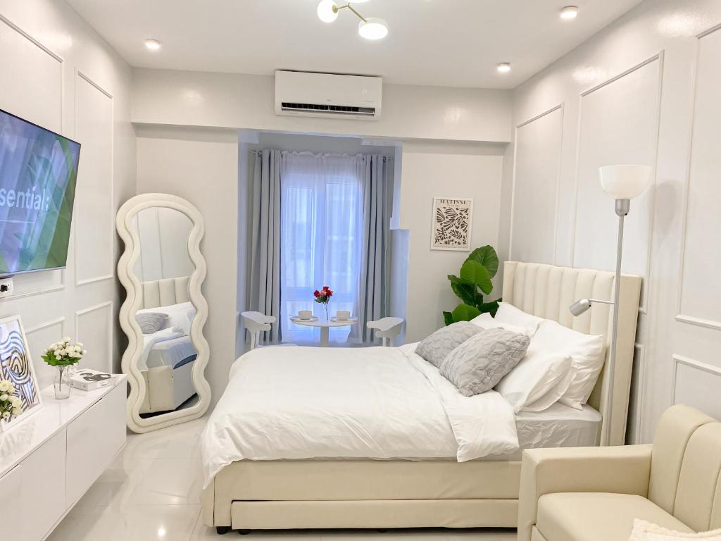 Luxx Haven Staycation - Quezon City, Manila