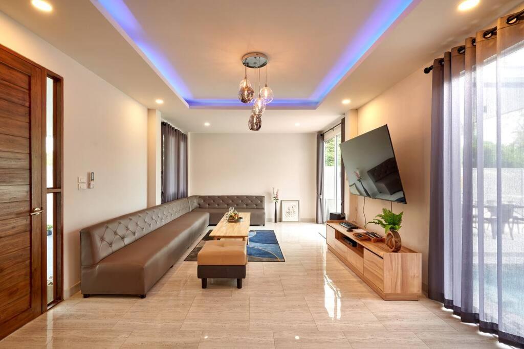 Romdee 2 pool villa chiangmai