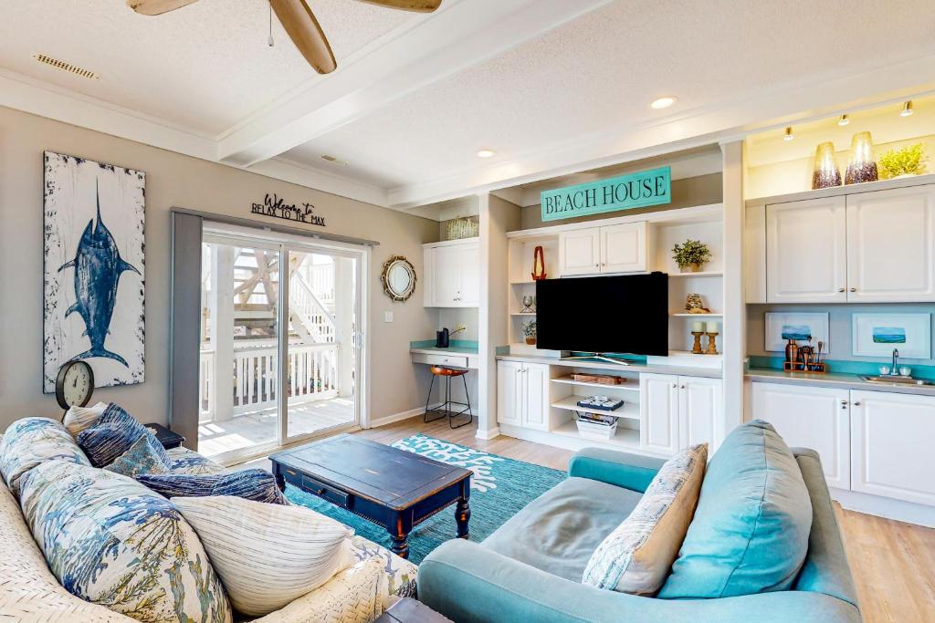 Relax to the Max, Emerald Isle