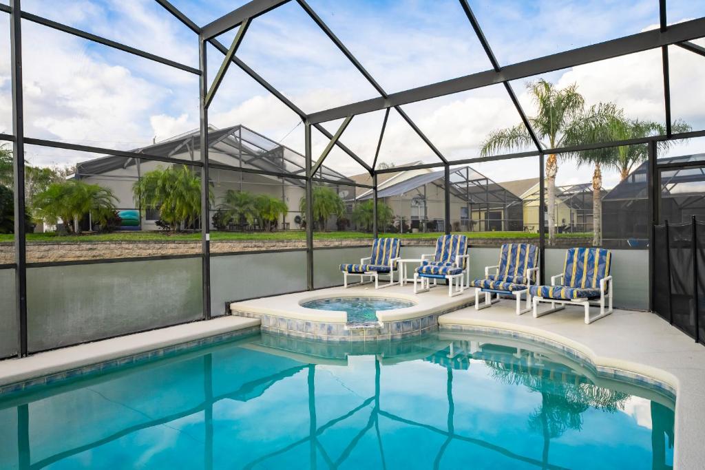 Gated,2-Story, Bedroom Downstairs, NE Facing Pool&Spa,Gameroom, Davenport