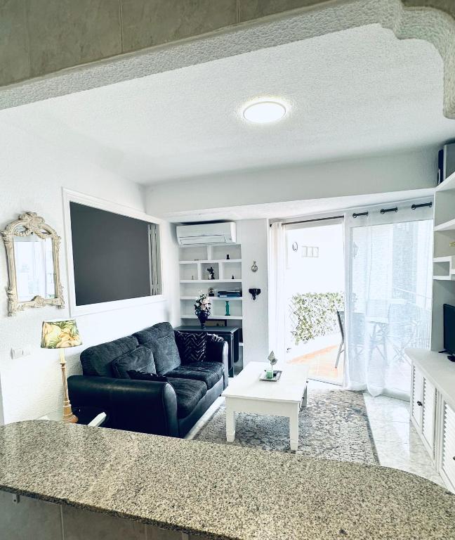 Apartamentos Torre de Marbella El Fuerte - Heart of Marbella, Steps from the Beach - 4