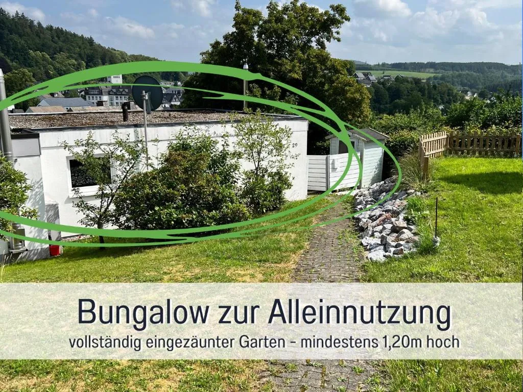 Ferienhaus Dackelglück, Hotel in Schmallenberg