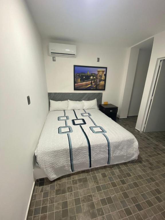 Blue Inn Hotel & Suites - 5