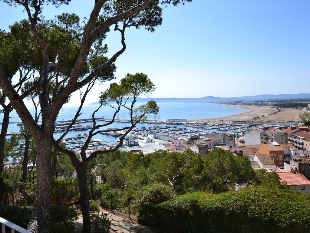 Apartamento Moderno con Terraza y Parking en L'Estartit Centro - ES-323-68 - 3
