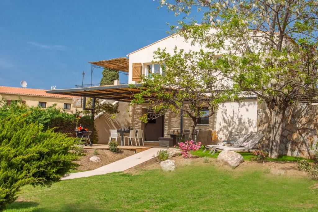 Villa "Albizzia" avec terrasse et jardin 6 à 8 personnes - 3