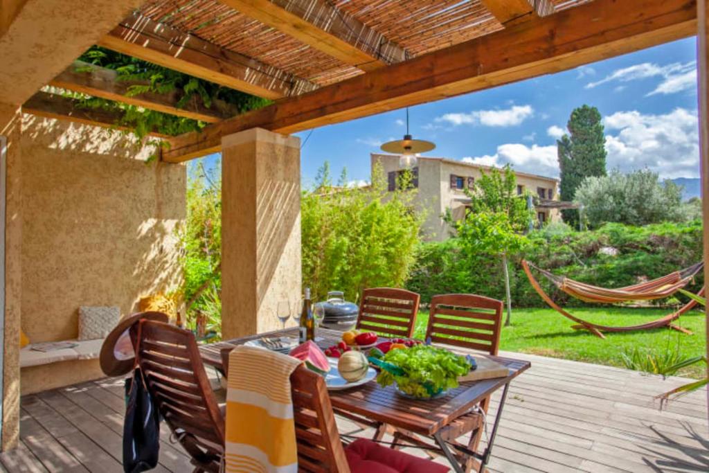Maisonnette une chambre "Yucca" 2 à 4 personnes - 2